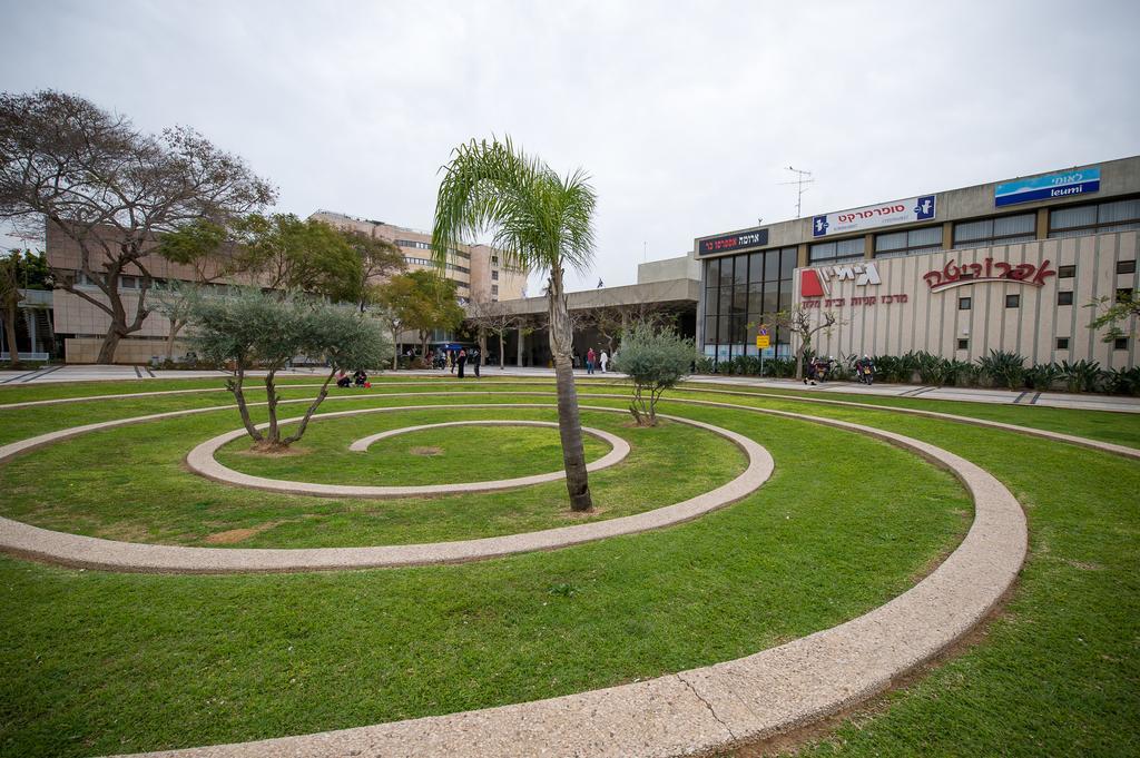 Apropo Hotel Ramat Gan Luaran gambar